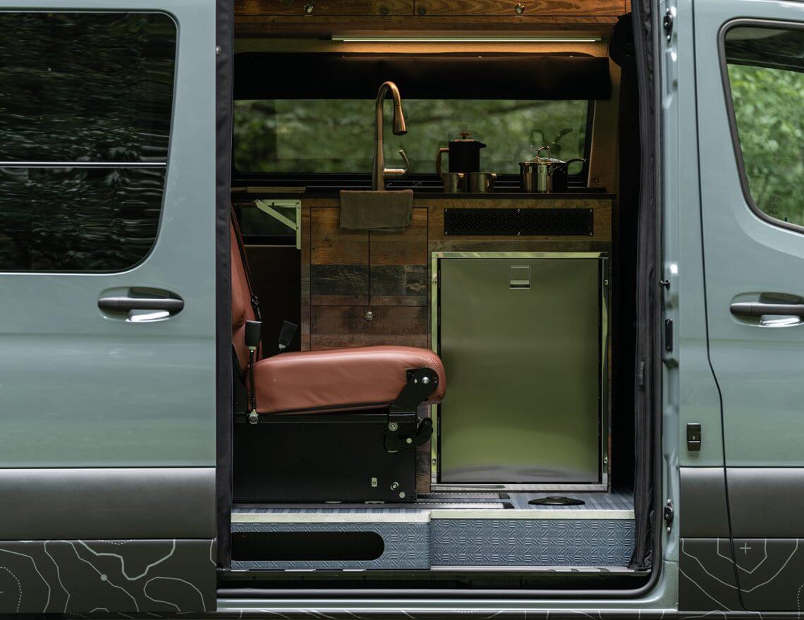 Jettison | Outside Van